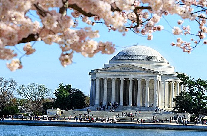 Menikmati Tempat Monumen Bersejarah Di Washington DC
